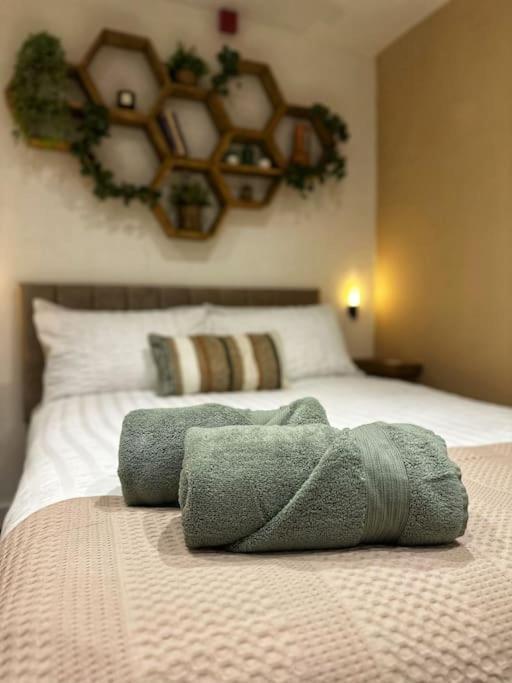 The Hive - Cosy Studio In Wells City Centre Εξωτερικό φωτογραφία